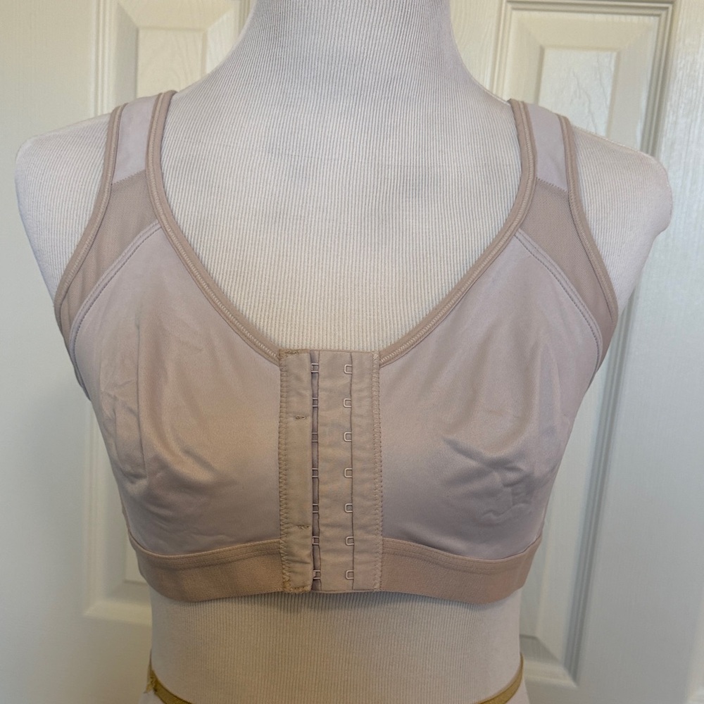 Fully Adjustable Nude Front-Closure Bra